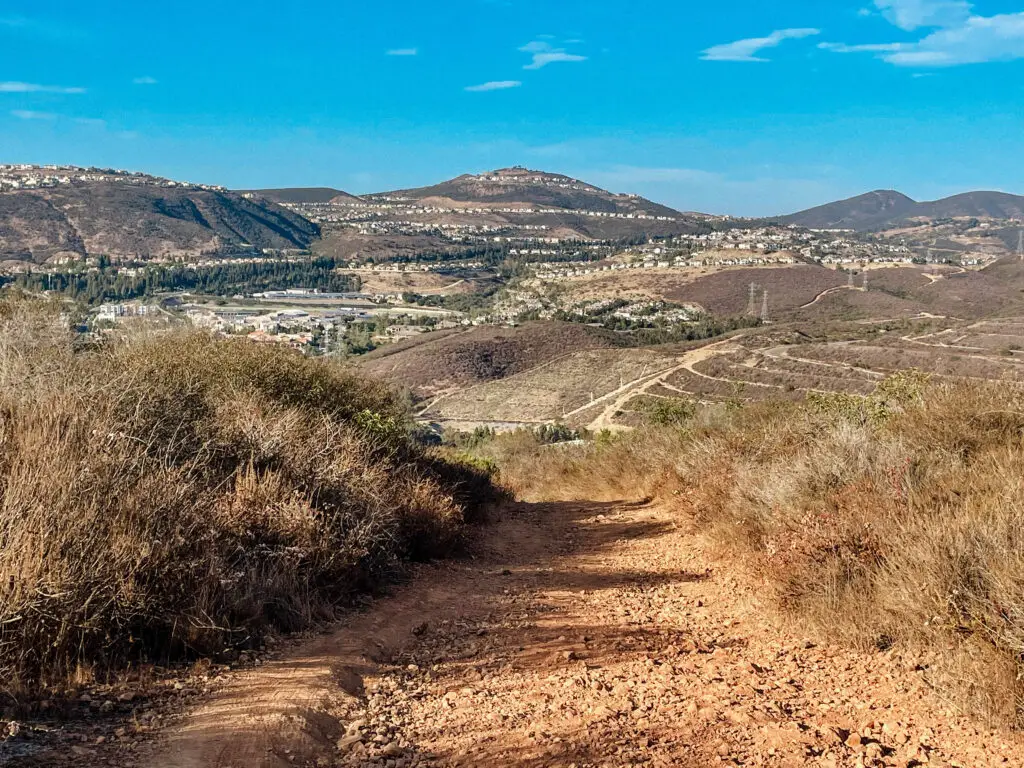 Copper Creek Falls hiking path