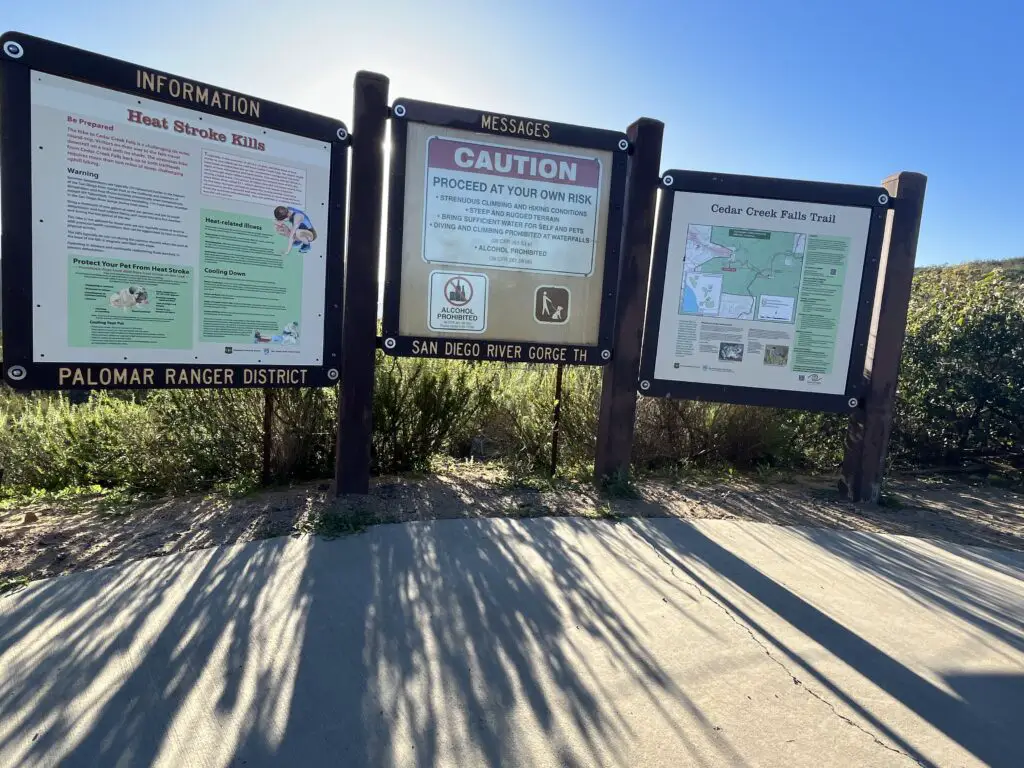 Cedar Creek Falls Trailhead