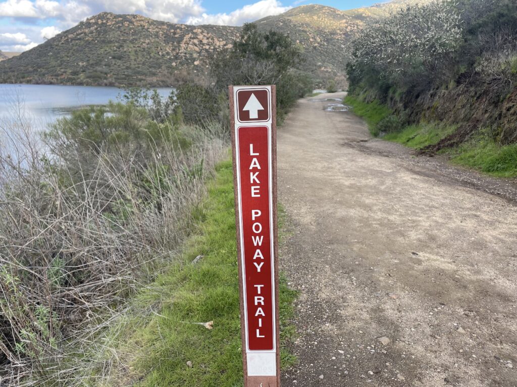 Lake Poway Trail Signs